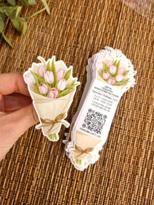 Фигурная листовка в виде букета